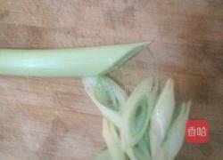 青菜面叶的做法图解1