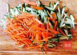 炸酱面的做法图解1