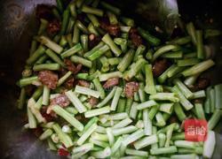 豆角炒肉的做法图解5