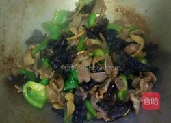 青椒炒鸡胗的做法图解12