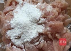 清炒鸡胸肉的做法图解2