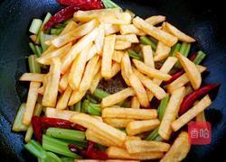 香辣土豆烧芹菜的做法图解8