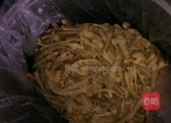 炒臭笋的做法图解1