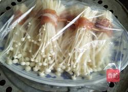 猪肉卷蒸金针菇的做法图解2