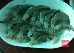 芹菜炒虾的做法图解1