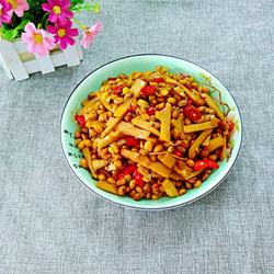 酸笋炒黄豆的做法[图]