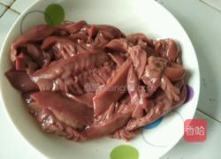 泡椒腰花的做法图解1