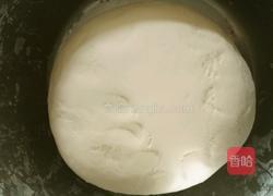 红果（山楂）馅蒸饼儿的做法图解1