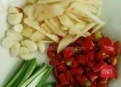 泡椒烧鸭掌的做法图解2