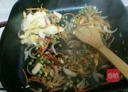 风味炒馇子的做法图解4