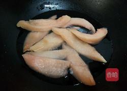 柚子皮炒鸡蛋的做法图解2