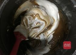 蜂蜜枣泥果仁蛋糕的做法图解5