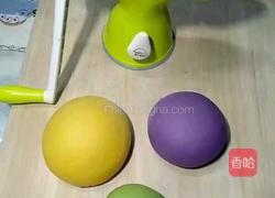 蔬菜汁油条的做法图解1