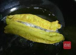 蔬菜汁油条的做法图解4