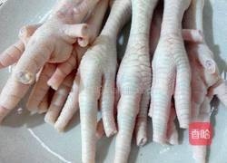 鸡脚汤的做法图解1