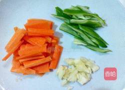 蚝油海鲜菇的做法图解2