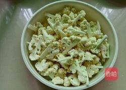 风吹腌肉炒花菜的做法图解2