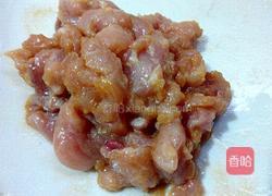 瘦肉炒绿豆芽的做法图解2