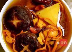 虫草花炖鸡汤的做法图解8