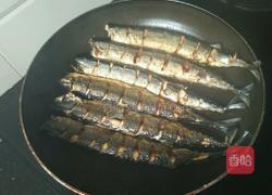 干煎秋刀鱼的做法图解9