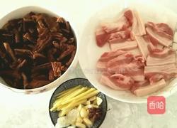 农家干萝卜烧肉的做法图解1