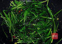 炒韭菜的做法图解4