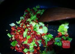 干炸辣椒的做法图解2