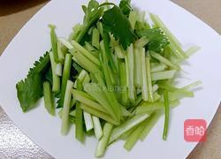 香芹炒牛肉的做法图解5