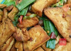 蒜苗爆豆腐的做法图解11