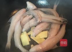 豆腐鱼汤的做法图解2