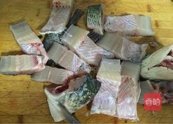 豆腐炖鱼的做法图解2