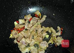 木耳炒肉片的做法图解7