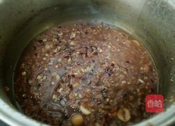 黑米燕麦莲子粥的做法图解7