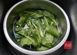 小青菜炒香菇的做法图解2