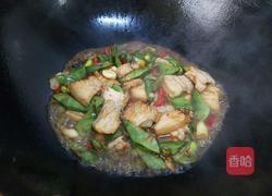 五花肉炒扁豆的做法图解13