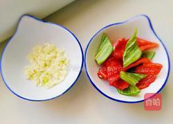 木耳炒腰花的做法图解4