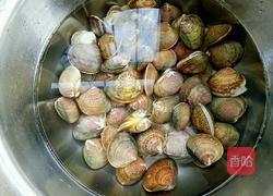 红油花蛤的做法图解1