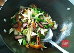 腊肉炒茭白的做法图解10