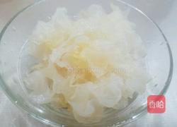 银耳枸杞苹果汤的做法图解4