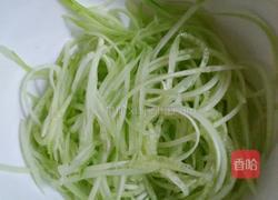 酸辣茄丝的做法图解2