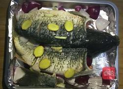 烤箱烤鲤鱼的做法图解3