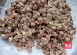 香脆鱼皮花生米的做法图解2