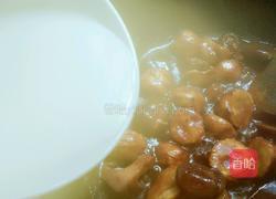 香菇烧板栗的做法图解7