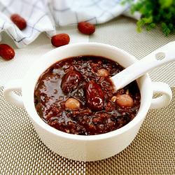 黑米糯米圆红枣粥的做法[图]
