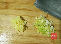 冰糖草鱼块的做法图解3