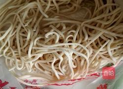 炸面条的做法图解1