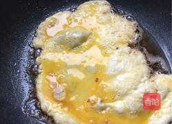 香菇瘦肉炒河粉的做法图解3