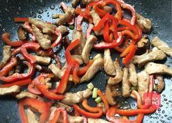 香菇瘦肉炒河粉的做法图解6