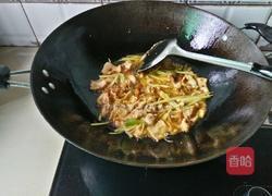 甜椒木耳炒肉片的做法图解5