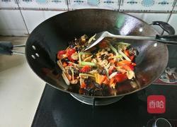甜椒木耳炒肉片的做法图解6